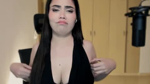 Snapshot of cyborgmuse chatting on 09.21.25 cyborgmuse online show from 09.21.25