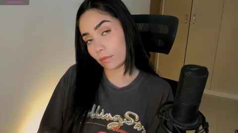 Snapshot of cyborgmuse chatting on 10.01.25 cyborgmuse online show from 10.01.25