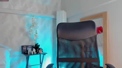 cyntia_adams online show from 02.16.25