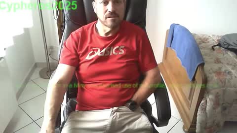 Snapshot of cypheros2025 chatting on 10.16.25 Chris online show from 10.16.25