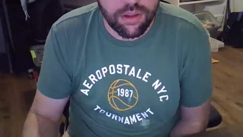 Snapshot of cyrsug chatting on 10.18.25 cyrsug online show from 10.18.25