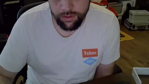 Snapshot of cyrsug chatting on 11.17.25 cyrsug online show from 11.17.25