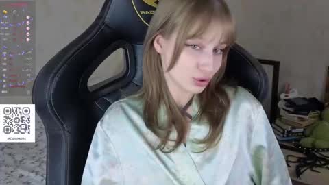 Snapshot of cyyberwhore chatting on 12.04.25 cyyberwhore online show from 12.04.25