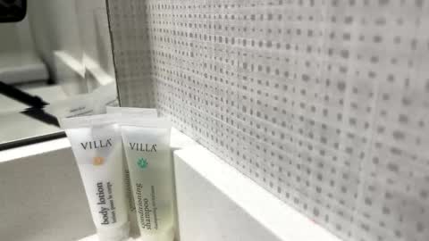 d3luluxx online show from 12.19.25