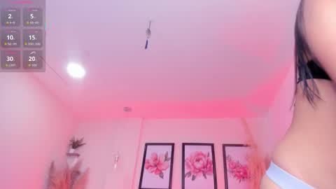 Daniela  online show from 11.05.25