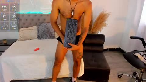 Snapshot of daarkomalfoy chatting on 01.17.25 Mauricio online show from 01.17.25