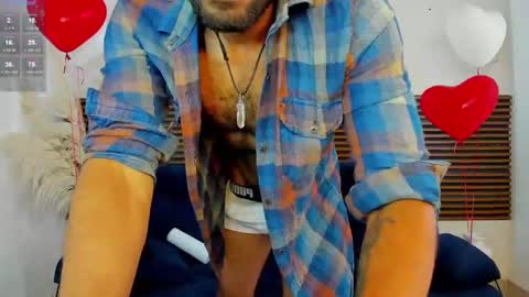 Snapshot of daarkomalfoy chatting on 02.14.25 Mauricio online show from 02.14.25