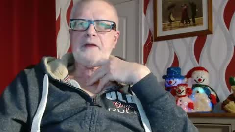 Snapshot of daddiescockforyou chatting on 12.10.24 Brian ... online show from 12.10.24