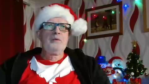 Snapshot of daddiescockforyou chatting on 12.12.24 Brian ... online show from 12.12.24