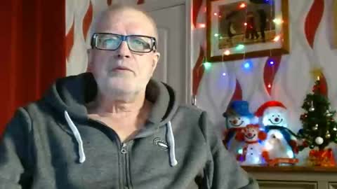 Snapshot of daddiescockforyou chatting on 12.17.24 Brian ... online show from 12.17.24