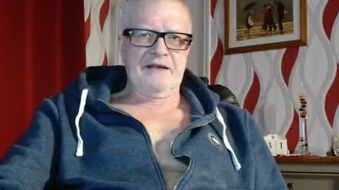 Snapshot of daddiescockforyou chatting on 12.31.24 Brian ... online show from 12.31.24