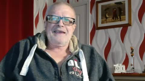 Snapshot of daddiescockforyou chatting on 01.01.25 Brian ... online show from 01.01.25