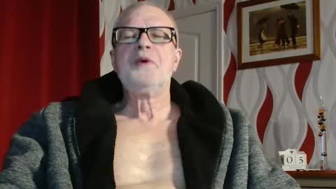 Snapshot of daddiescockforyou chatting on 01.05.25 Brian ... online show from 01.05.25