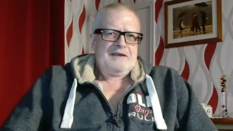 Snapshot of daddiescockforyou chatting on 01.06.25 Brian ... online show from 01.06.25