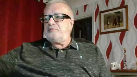 Snapshot of daddiescockforyou chatting on 09.18.25 Brian ... online show from 09.18.25