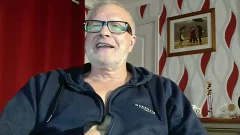 Snapshot of daddiescockforyou chatting on 09.30.25 Brian ... online show from 09.30.25