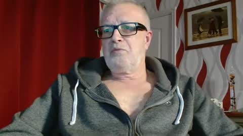 Snapshot of daddiescockforyou chatting on 10.22.25 Brian ... online show from 10.22.25