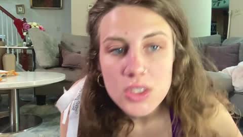 Belle  Email daddydaycarecb  online show from 04.26.26