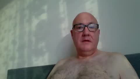 daddyhere4uall6 online show from 11.12.25