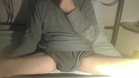 Snapshot of daddylove2017 chatting on 12.24.24 alby online show from 12.24.24