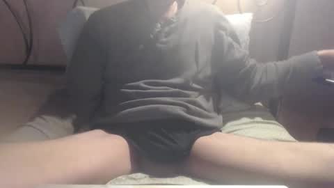 Snapshot of daddylove2017 chatting on 12.31.24 alby online show from 12.31.24