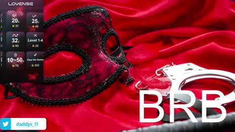 Snapshot of daddyspetite_ chatting on 02.11.25 Lili online show from 02.11.25