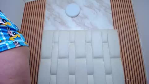 Dafne Castro online show from 10.08.25