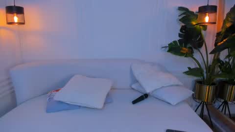 Snapshot of dafne_hillss chatting on 10.01.25 dafne_hillss online show from 10.01.25