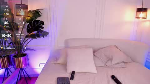 Snapshot of dafne_hillss chatting on 11.22.25 dafne_hillss online show from 11.22.25