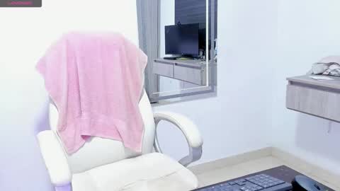 Dahian  online show from 09.24.25