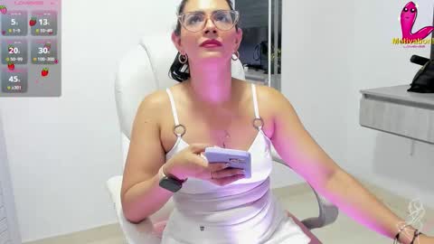 Dahian  online show from 11.10.25