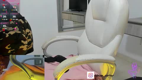 Dahian  online show from 02.20.26