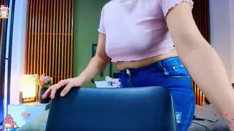 Snapshot of dahiana_spark chatting on 02.20.25 Dahiana online show from 02.20.25