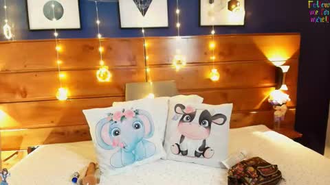 Snapshot of dahiana_spark chatting on 11.10.25 Dahiana online show from 11.10.25