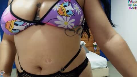 Snapshot of dahiana_spark chatting on 11.14.25 Dahiana online show from 11.14.25