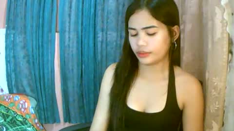 Im Dahlia online show from 05.10.26