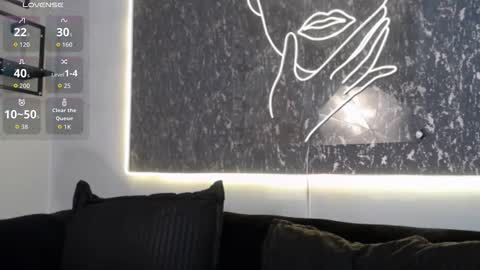 Dahlia online show from 01.06.26