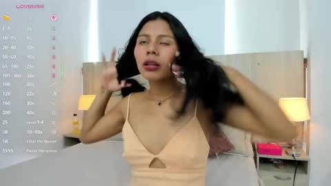 Snapshot of daila_beltran chatting on 04.26.26 Daila Beltran online show from 04.26.26