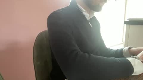 Your daily dose online show from 04.10.26