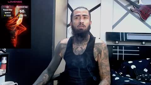 Snapshot of daimon_rock01 chatting on 02.09.26 felipe online show from 02.09.26