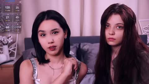 Aoi and Lily best friends online show from 05.12.26