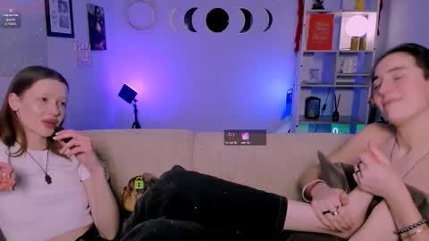 Snapshot of daisy_baby_ chatting on 03.04.26 daisy online show from 03.04.26