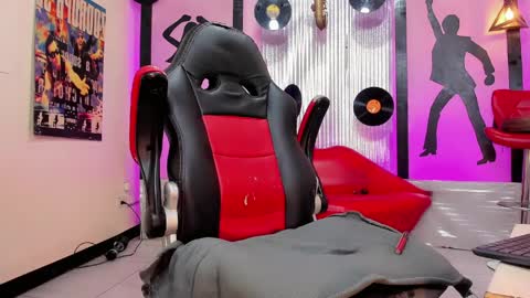 daisy_jonexxx22 online show from 04.11.26