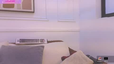 Daisy Price online show from 04.19.26