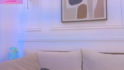 Snapshot of daisy_price chatting on 04.27.26 Daisy Price online show from 04.27.26