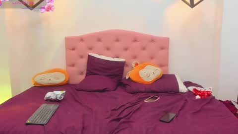 daisyandmatthew online show from 12.25.24