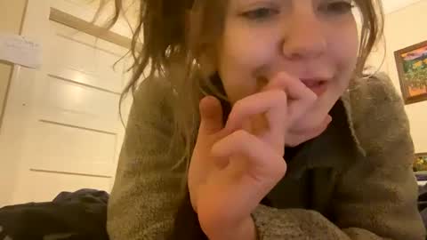 DaisyB3 online show from 02.17.25