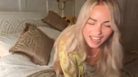 Daisy Dreams online show from 08.02.26