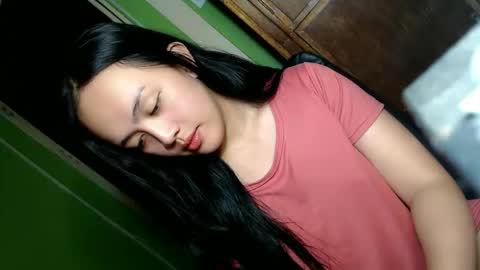 Snapshot of daisylira chatting on 01.13.26 LILY christmas wish breast implant online show from 01.13.26