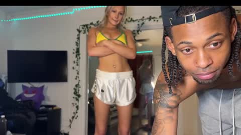 Snapshot of daisyy888 chatting on 02.19.25 daisy online show from 02.19.25